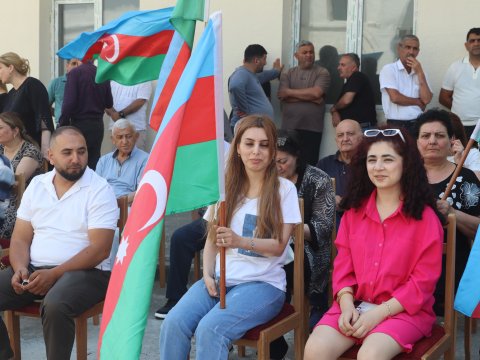 Xankəndi və Ağdərəyə daha 80 nəfər qayıtdı &ndash; FOTO
