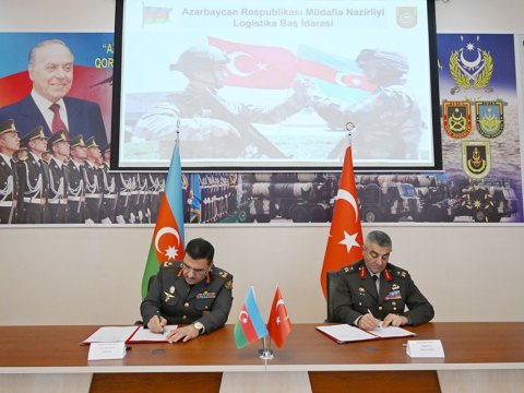 Qardaş ölkələrin hərbi əməkdaşlığında yeni razılaşma - FOTO