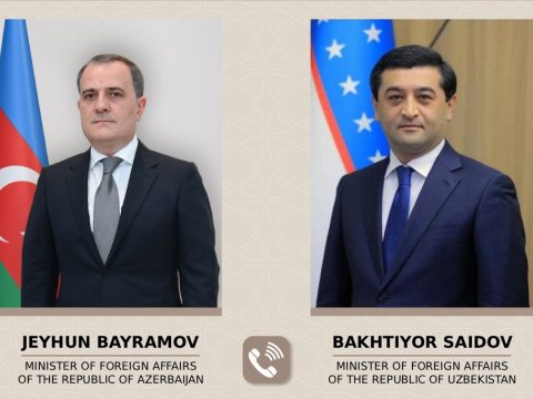 Ceyhun Bayramov özbək həmkarı ilə müzakirə apardı
