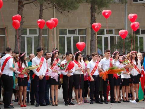 Məktəblərimizdə xarici dillərlə bağlı xoşagəlməz statistika&nbsp;&nbsp;