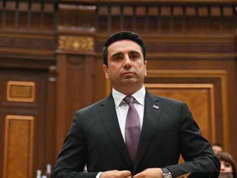 Simonyan prezident olmaq istəyir