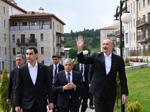 Prezidentlər Şuşanı gəziblər - FOTOLAR