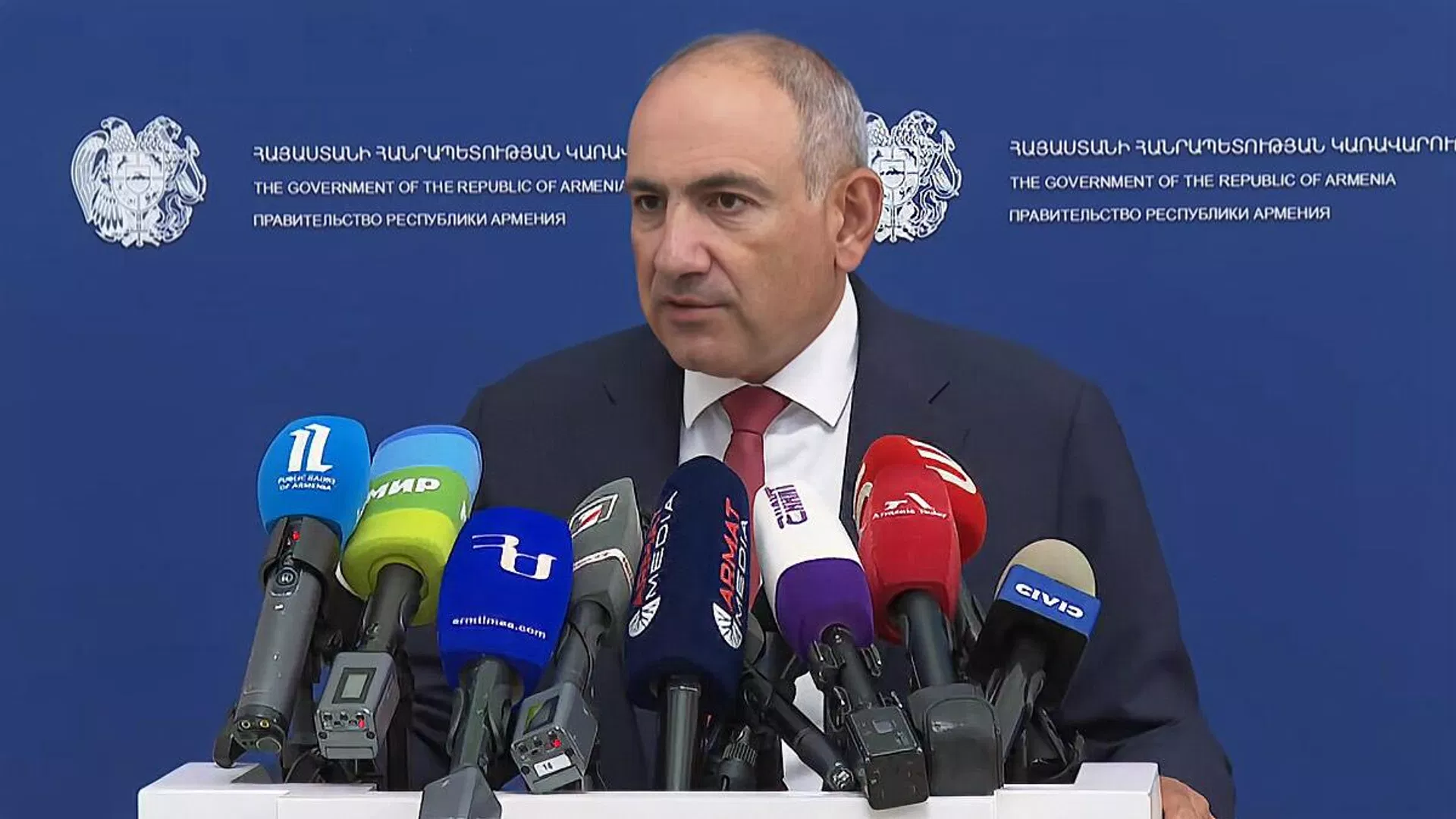 Paşinyan yeni hökumətdə kimlərlə vidalaşacaq?