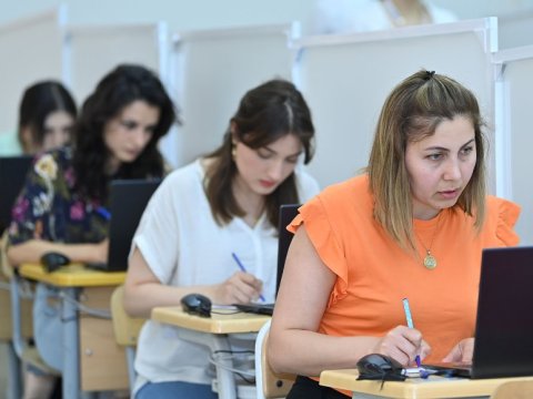 Müəllimlərin nəzərinə:&nbsp;növbəti ildən sertifikasiyadan azad oluna bilərsiniz