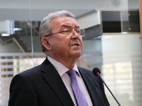 Misir Mərdanovdan nazirin qərarına reaksiya