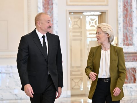 İlham Əliyev&nbsp;Fon der Lyayenlə&nbsp;təkbətək görüşdü