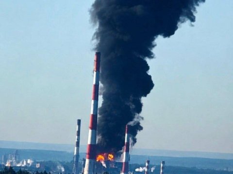 Ukrayna azərbaycanlı iş adamının zavodunu vurdu - FOTO