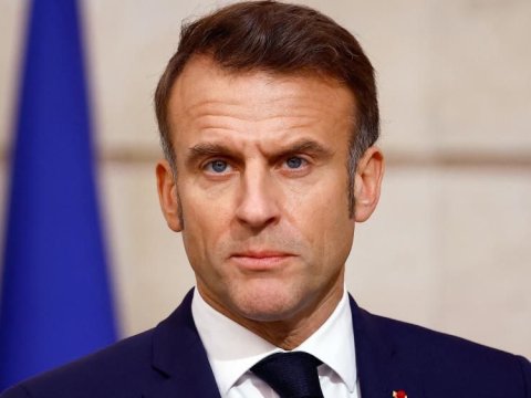 Makron 17 ildən sonra ilk dəfə bunu edəcək