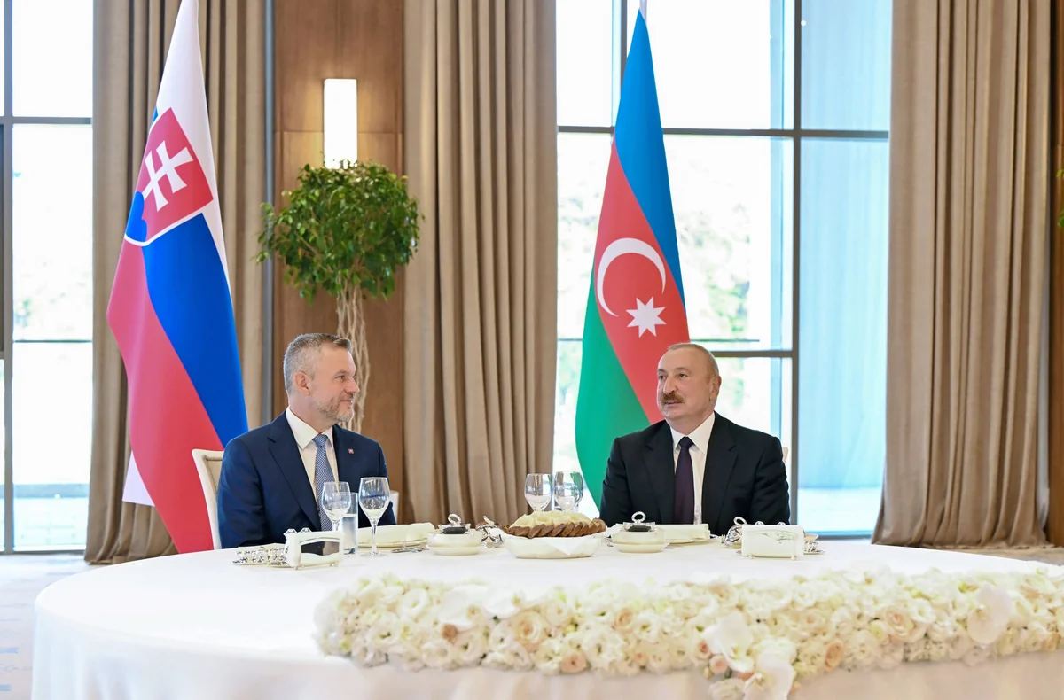 Xankəndidə Slovakiya Prezidentinə rəsmi nahar verildi