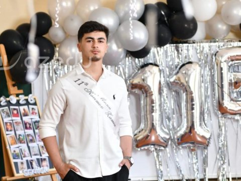 II qrupun rekordçusu: sosial şəbəkədən uzaqlaşmaq düzgün deyil