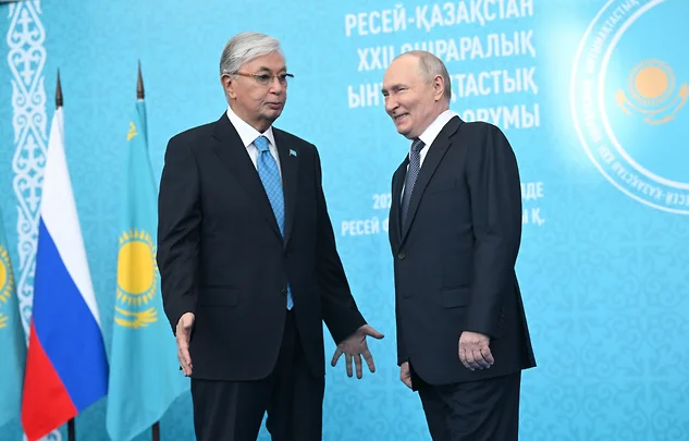 Tokayev Putinlə görüşdü -&nbsp;vasitəçilikdən imtina etdi