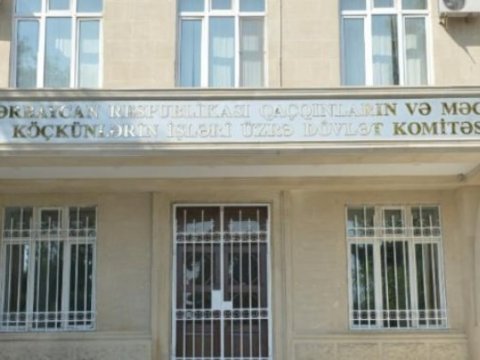 Keçmiş məcburi köçkünə 1 otaqlı mənzil verilib? - Rəsmi açıqlama