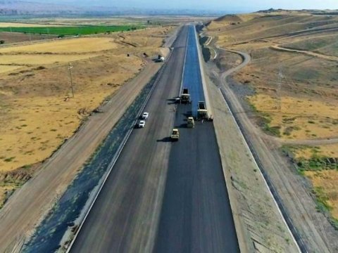 Construction of Horadiz-Aghband highway is COMPLETING