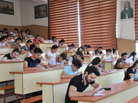 V qrupda qabiliyyət tələb etməyən ixtisasların keçid BALLARI