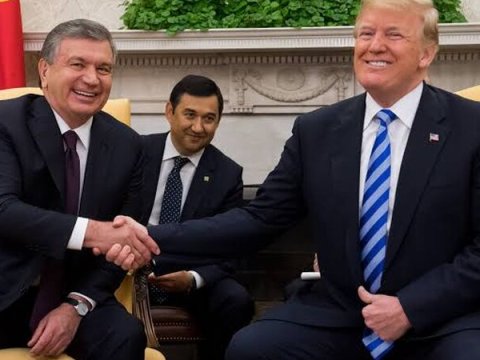 Mirziyoyev Trampla ikitərəfli münasibətləri müzakirə etdi