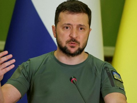 Zelenski: "Putin sərhədləri bağlayıb səfərbərlik elan edəcək"&nbsp;