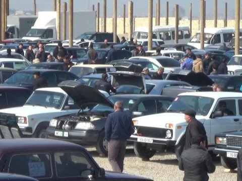 Maşın bazarlarında durğunluq yaşanır