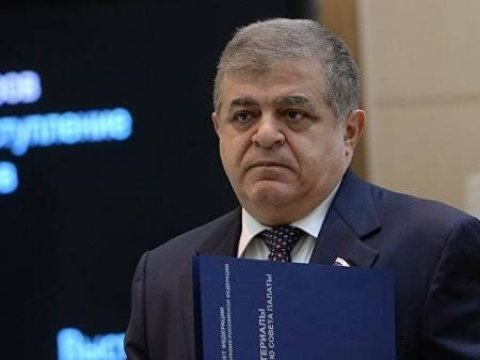 Rusiya senatorundan Paşinyana: Çıxmaq istəyirsənsə, özün çıx