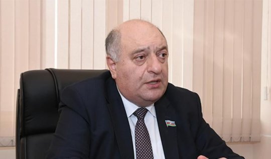 Milli Məclisdə yaş həddinin 70-ə qaldırılması təklif olundu