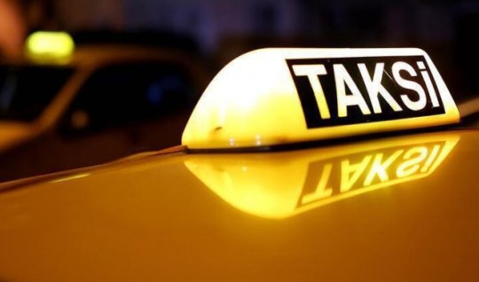 Taksi sektoruda dəyişikliklərin olması vacibdir