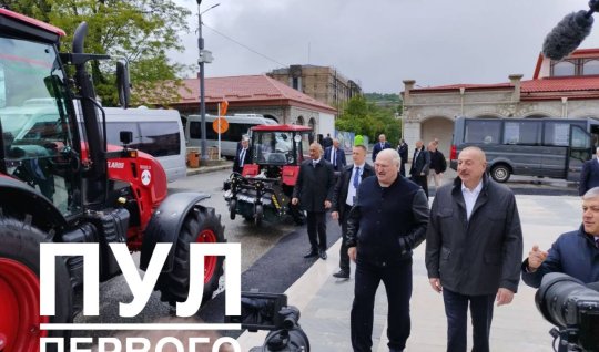 Lukaşenko Şuşaya traktor hədiyyə etdi