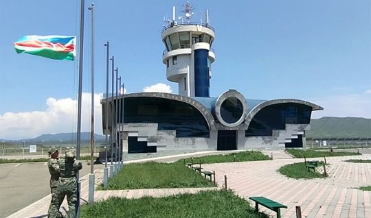 Xocalı hava limanında Azərbaycan bayrağı qaldırıldı - VİDEO