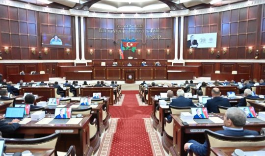 Parlamentin sonuncu iclasının gündəliyinə dəyişiklik edildi