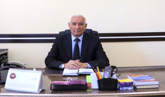 Universitetin dekanı vəfat etdi