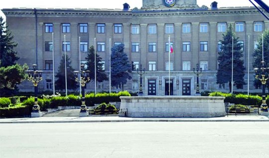 İcraçı direktorun 3 müavini olacaq