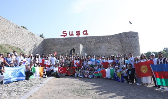 Diaspor Gənclərinin VI Yay Düşərgəsinin iştirakçıları Şuşada - GÖRÜNTÜLƏR