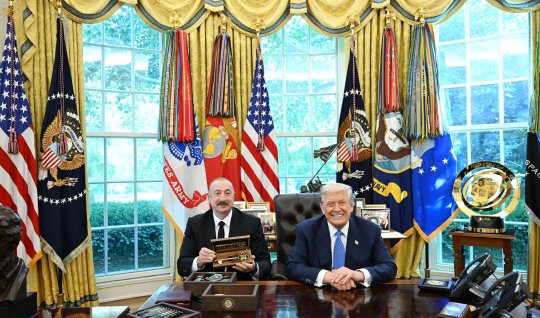 Ağ Evin rəmzi açarı hər liderə təqdim olunmur