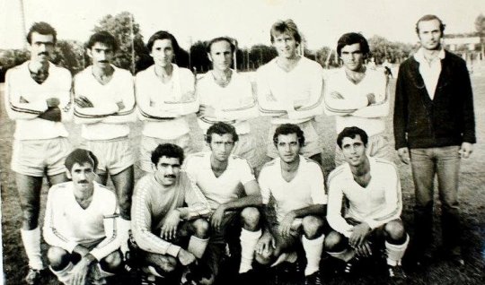 Bir şəklin tarixçəsi - “Qarabağ”a baş məşqçilik etmiş MİLLİ QƏHRƏMAN