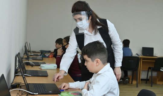 Məktəbdə işləmək istəyənlərin nəzərinə!