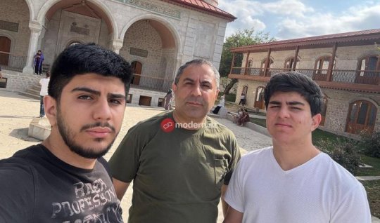 Mütəllim Rəhimlinin övladları: Hazırkı tələbələr, gələcək siyasətçilər...