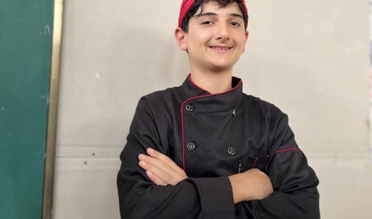 Azərbaycanda 14 yaşlı tələbə - FOTO