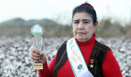 Məşhur pambıqçı Fatma Abdullayeva vəfat etdi