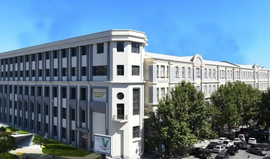 Bu universitetdə vakansiya var - Maaş 3 min manatdan çoxdur