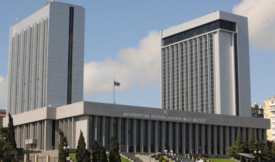 Deputatlar Brüsselə gedir