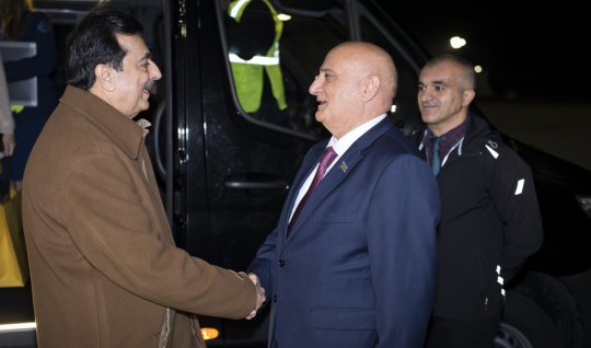 Pakistan Senatının sədri Azərbaycana gəldi - FOTO