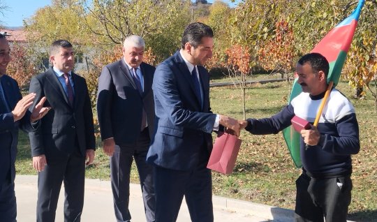 Xocalının Badara kəndində mənzillərin açarları təqdim edilib - FOTO
