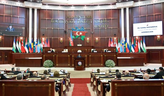 Dünya siyasətçiləri Milli Məclisdə: Beynəlxalq konfransa kimlər gəlmişdi?