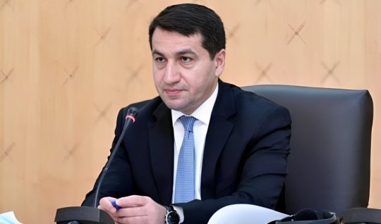 Hikmət Hacıyev Zəngəzur dəhlizindən foto paylaşdı