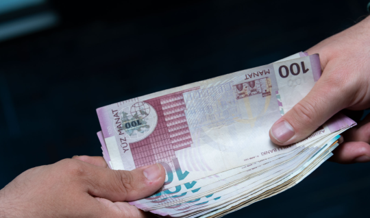 Azərbaycanda yaşayış minimumu 300 manat olacaq