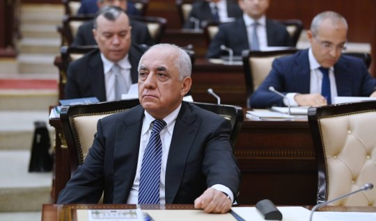 Hökumət üzvləri parlamentdə - İclasdan FOTOLAR