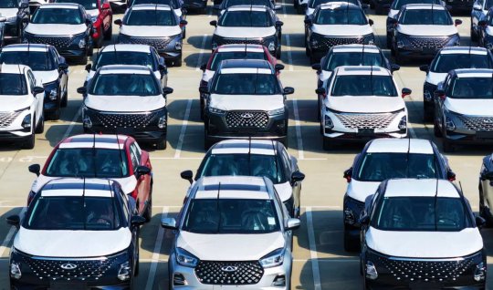 Azərbaycanda bu maşınlar 100 faiz bahalaşdı