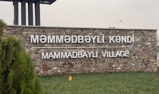 Məmmədbəyliyə köçən ailələrə evlərinin açarları verildi 