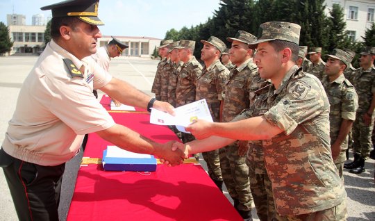 Onlara da leytenant rütbəsi veriləcək - Qanun qəbul edildi
