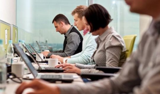 İşçini hədə-qorxu ilə əlavə işə məcbur etmək QADAĞAN EDİLİR