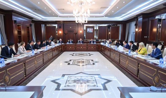 Deputat: Magistraturanı bitirənlər daha yüksək maaş almalıdır