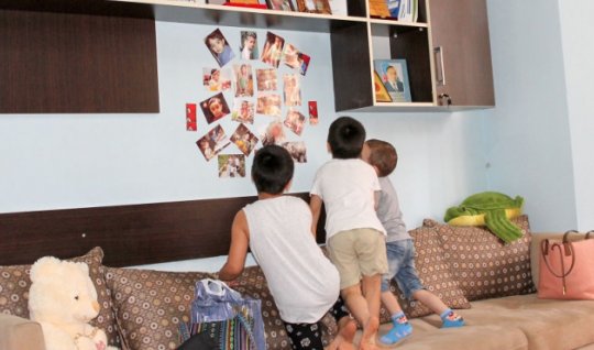 Valideynlərini itirmiş uşaqlarla bağlı qanunlarda dəyişiklik təsdiqləndi